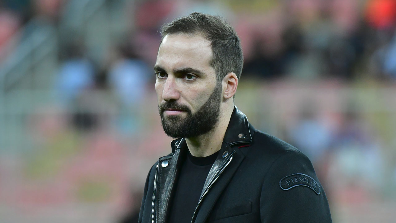Chelsea close in on Higuain loan, Morata set for Atletico Chelsea close in on Higuain loan, Morata set for Atletico