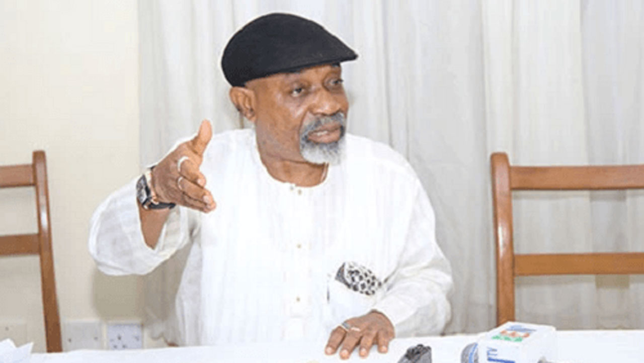 FG justifies N27, 000 minimum wage bill, directs those opposing to NASS FG justifies N27, 000 minimum wage bill, directs those opposing to NASS