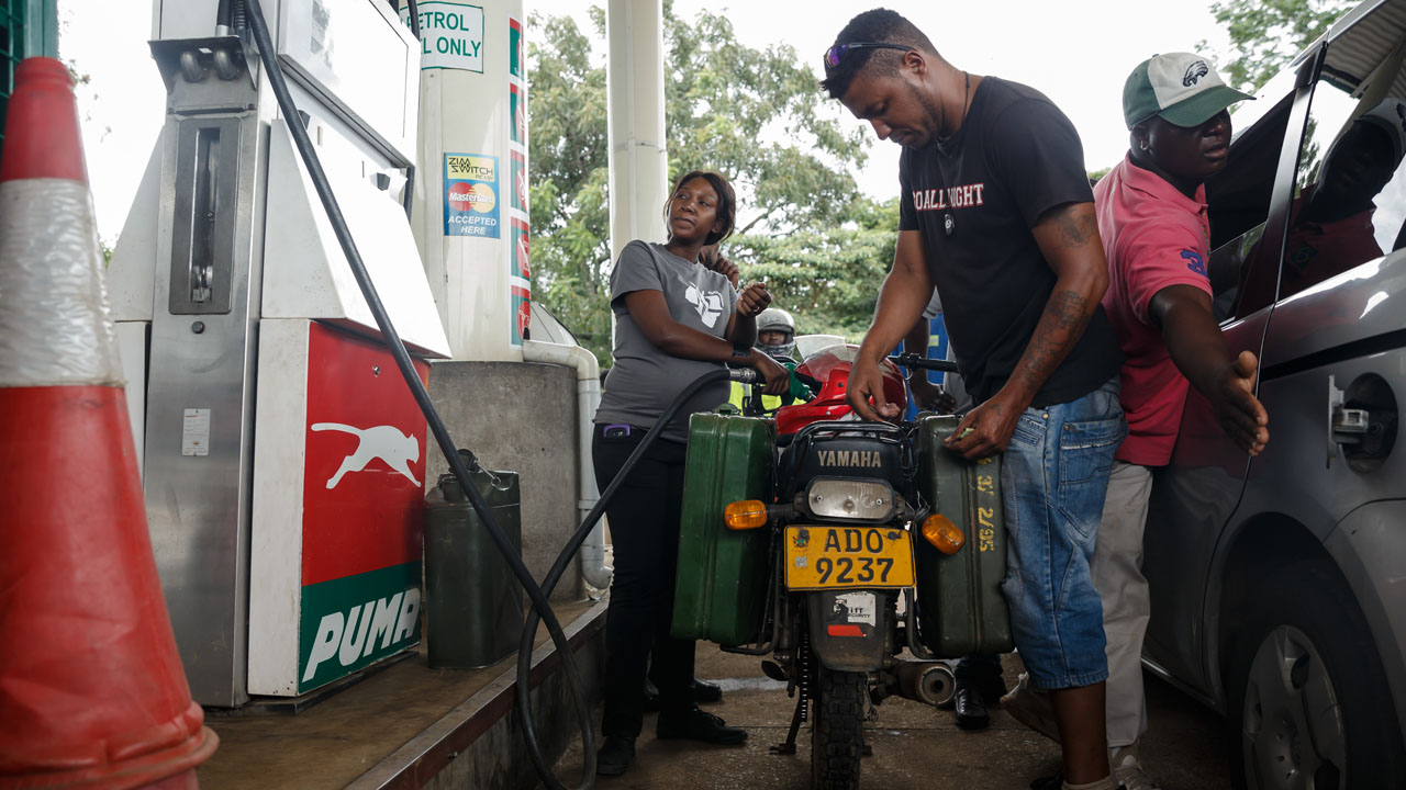 Fuel hike sparks protests in Zimbabwe Fuel hike sparks protests in Zimbabwe
