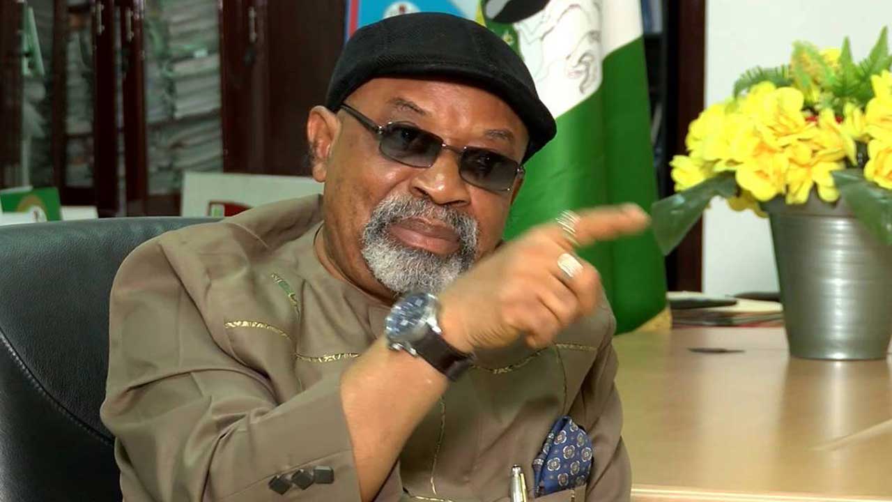 Government okays N27,000 minimum wage, FG workers get N30,000 Government okays N27,000 minimum wage, FG workers get N30,000