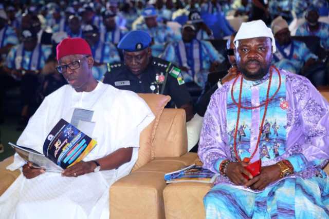 Isoko Traditional Rulers, P-Gs Adopt Okowa As Governorship Candidate Leadership Newspaper