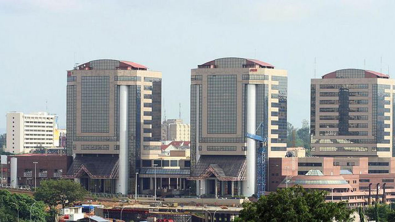 NNPC’s non-implementation of court judgment worries states NNPC’s non-implementation of court judgment worries states