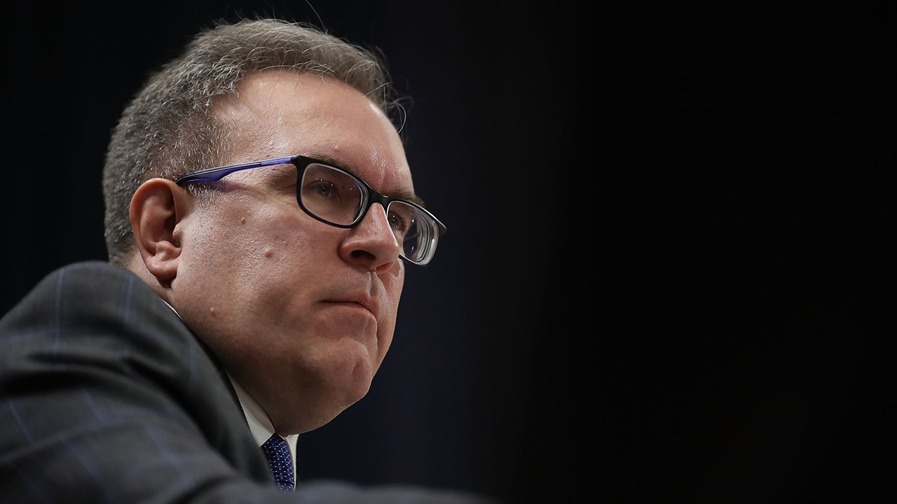 Trump officially taps former coal lobbyist to lead EPA Trump officially taps former coal lobbyist to lead EPA
