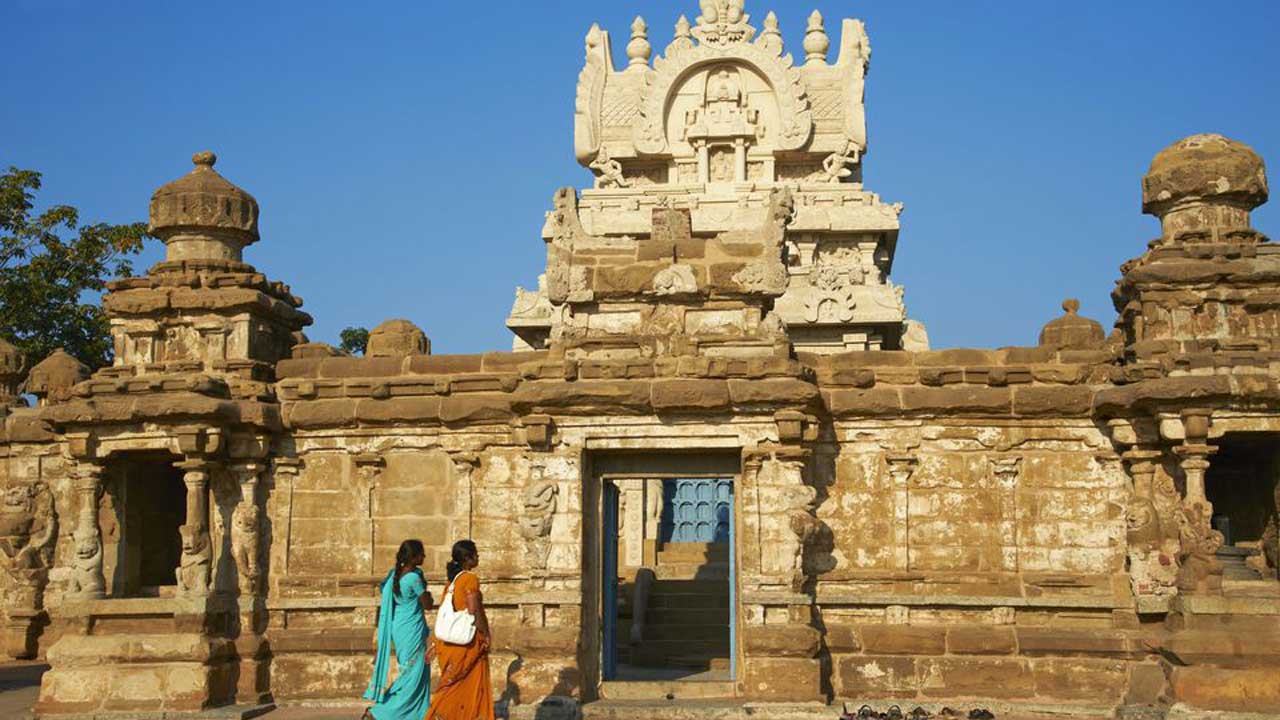 Two die after eating sweets offered at Indian temple Two die after eating sweets offered at Indian temple