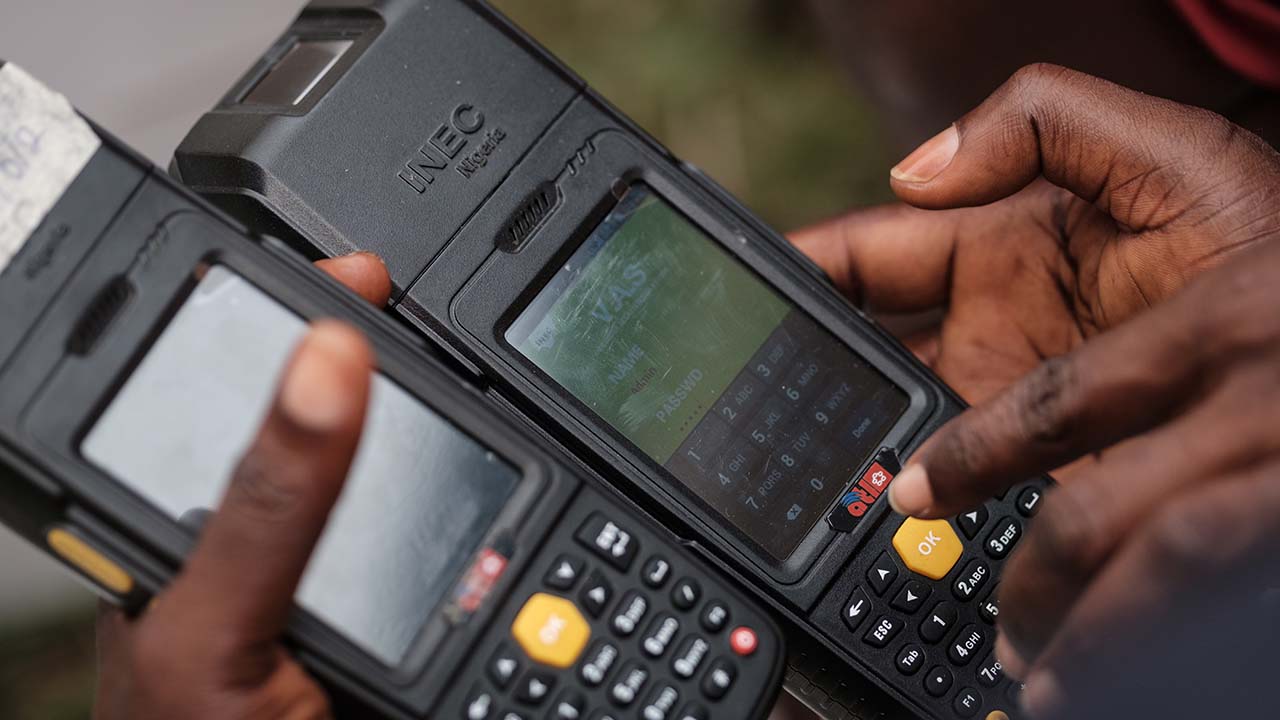 INEC dispatches experts to rectify faulty card readers – official INEC dispatches experts to rectify faulty card readers – official The Guardian Nigeria News