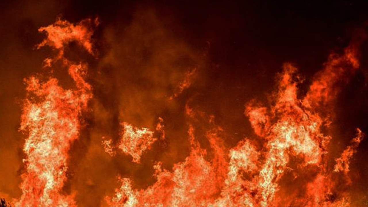 INEC losses 4,695 Smart Card Readers to fire in Anambra INEC losses 4,695 Smart Card Readers to fire in Anambra
