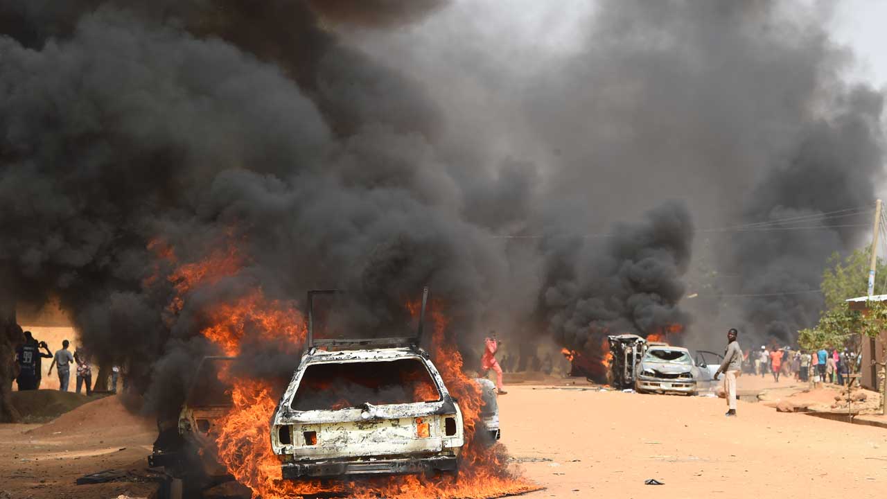 Jibrin released on bail, 17 others detained over APC, PDP clash in Kano Jibrin released on bail, 17 others detained over APC, PDP clash in Kano The Guardian Nigeria News