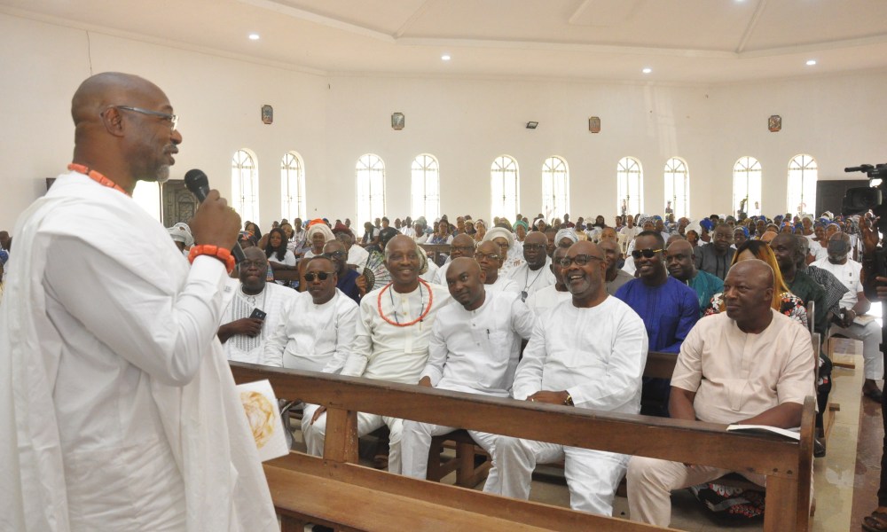 Obaseki Leads Edo EXCO To Funeral Mass For Edo APC Chair’s Mother, Late Lami Ojezua Obaseki Leads Edo EXCO To Funeral Mass For Edo APC Chair’s Mother, Late Lami Ojezua