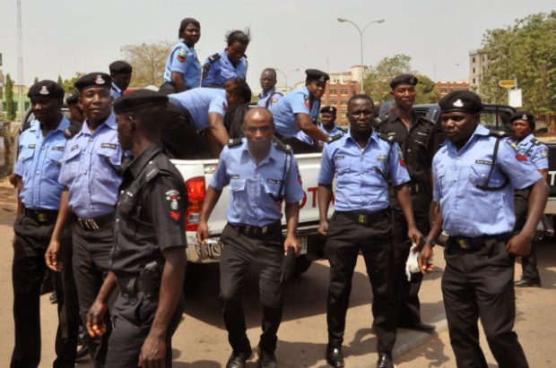 Police Arrest 5 Suspected Thugs Police Arrest 5 Suspected Thugs