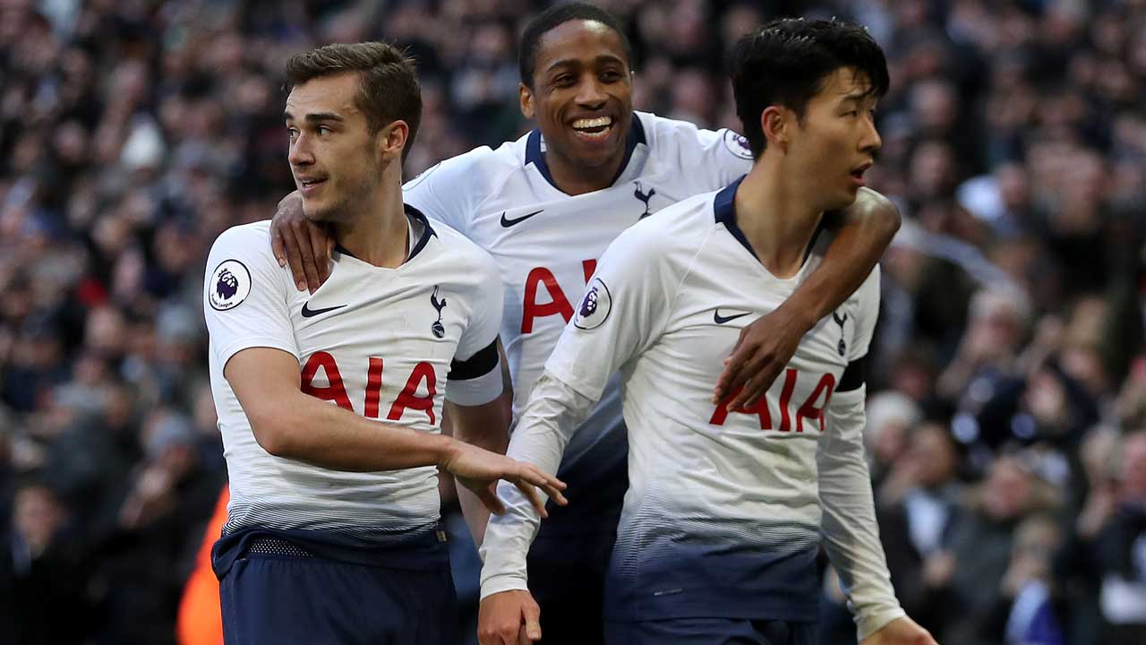 Spurs sink Leicester to stay in title hunt Spurs sink Leicester to stay in title hunt