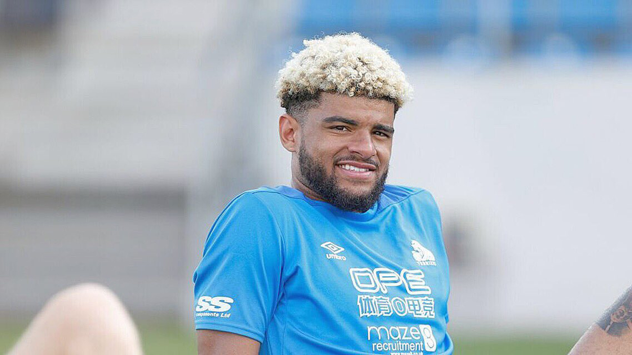 Huddersfield condemn racist abuse of Terriers star Billing | Huddersfield condemn racist abuse of Terriers star Billing |