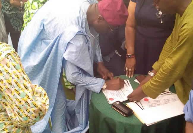 Sanwo-Olu Receives Certificate Of Return, Says Better Days Ahead Sanwo-Olu Receives Certificate Of Return, Says Better Days Ahead