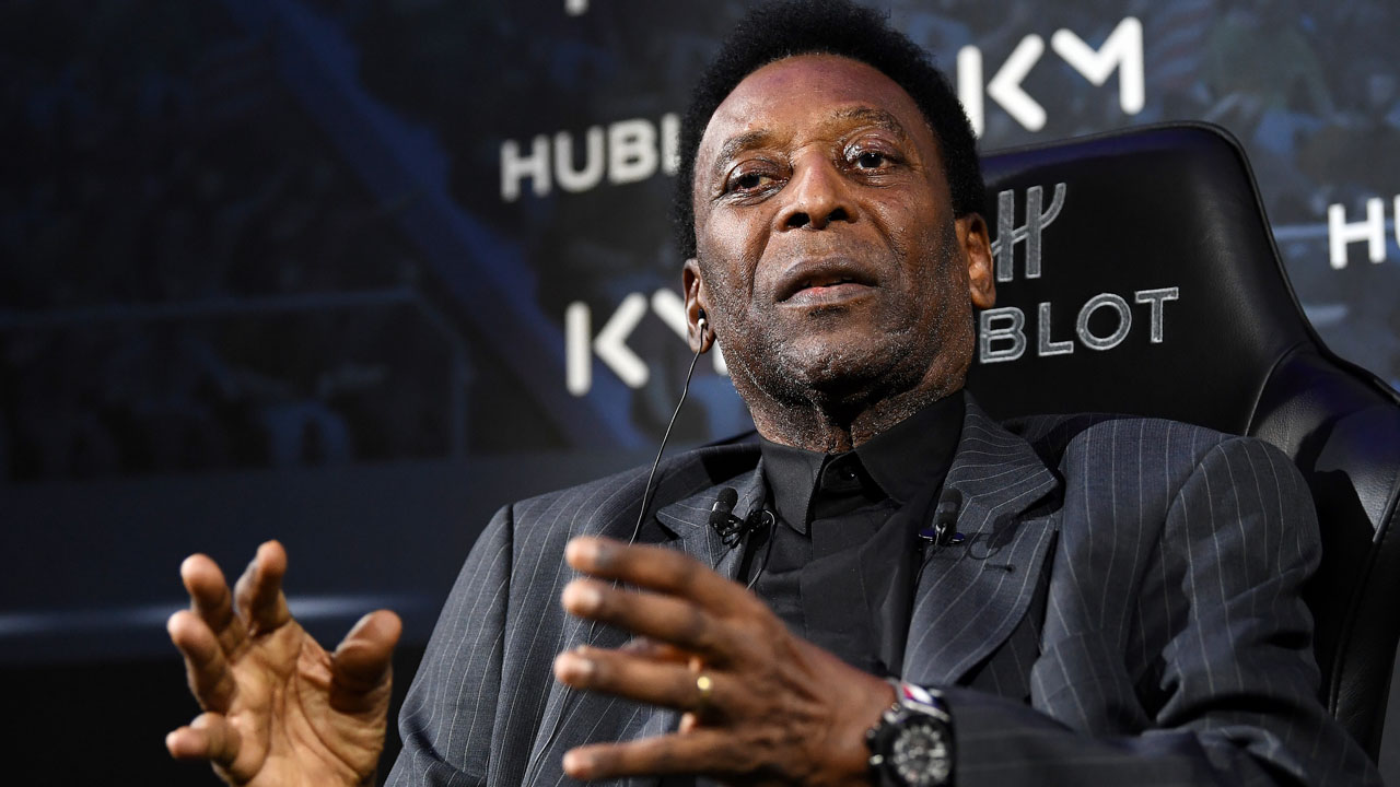 Pele 'doing well' after treatment for urinary infection in Paris hospital | Pele 'doing well' after treatment for urinary infection in Paris hospital |