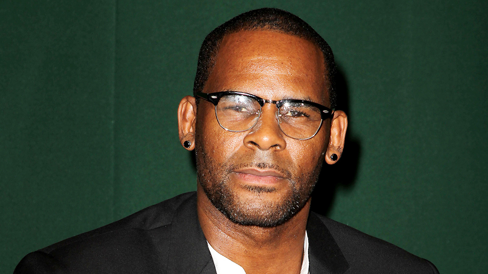 R. Kelly Charged N7.9 Million For One Hour Club Appearance Life — R. Kelly Charged N7.9 Million For One Hour Club Appearance Life —