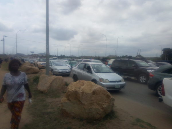 Abuja-airport-road-after-the-protest