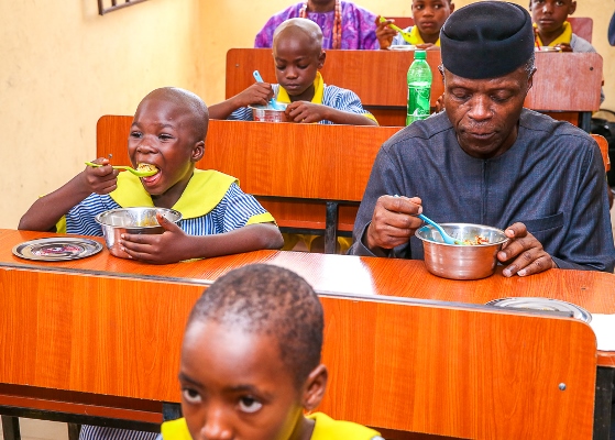 Osinbajo-flags-off-School-Feeding-in-Ekiti-State-