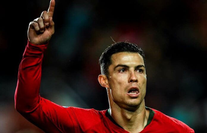 cr77
