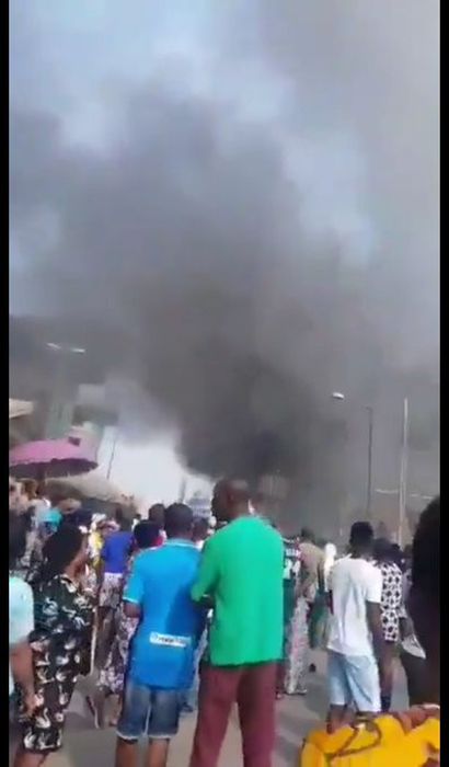 tejuosho-market-on-fire