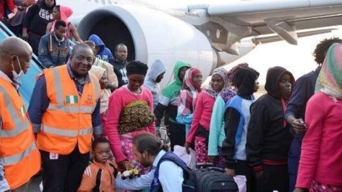 Nigerians-Return-from-Libya