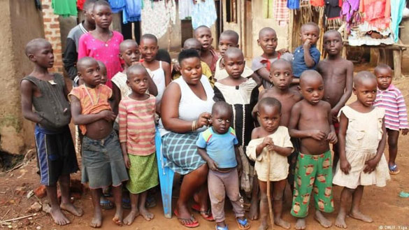 woman with 44 children