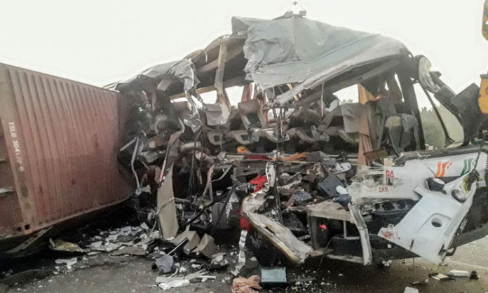 Bus-TruckCollision