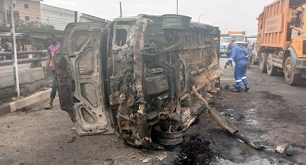 car-explodes