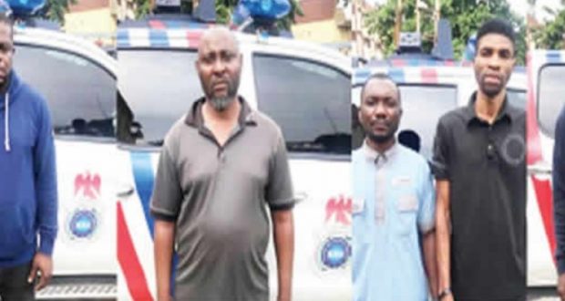 Police-arrest-seven-for-cloning-SIM-cards-to-empty-deceased-accounts-620x330