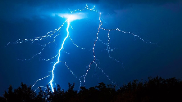 Uganda Lightning Strike Kills 10 Children