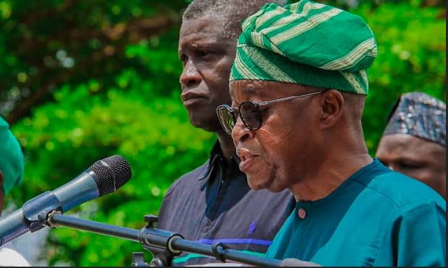 oyetola