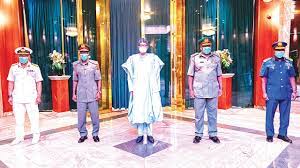 Buhari and army officers