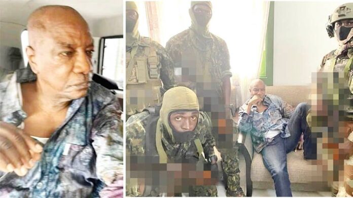 Alpha-Conde-after-he-was-captured-by-army-putschists-.jpg
