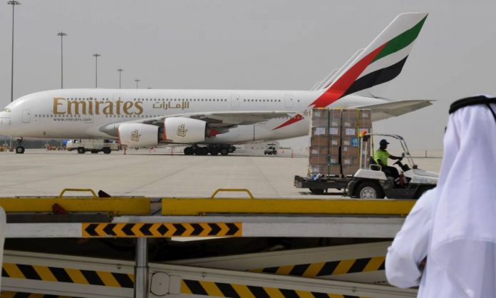 emirates-extends-ban-on-flights-from-pakistan-amid-covid-variant-fears-1627117105-5570.jpg