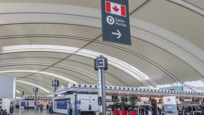 Canada-bans-travel-1062x598