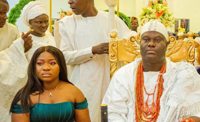 Princess-Adeola-and-Ooni-Oba-Ogunwusi