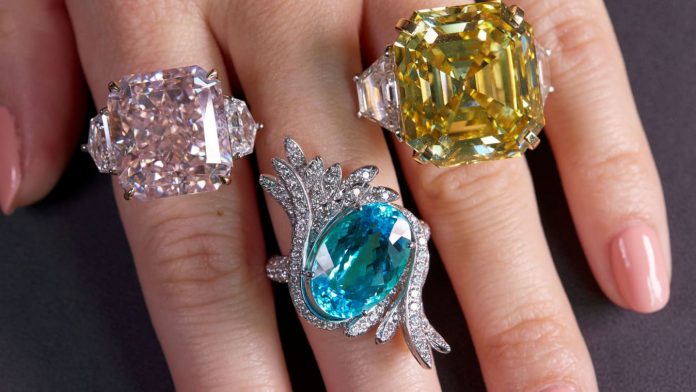ROYAL JEWELS