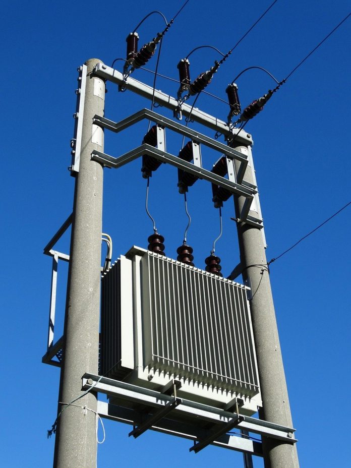 transformer-493717_1280