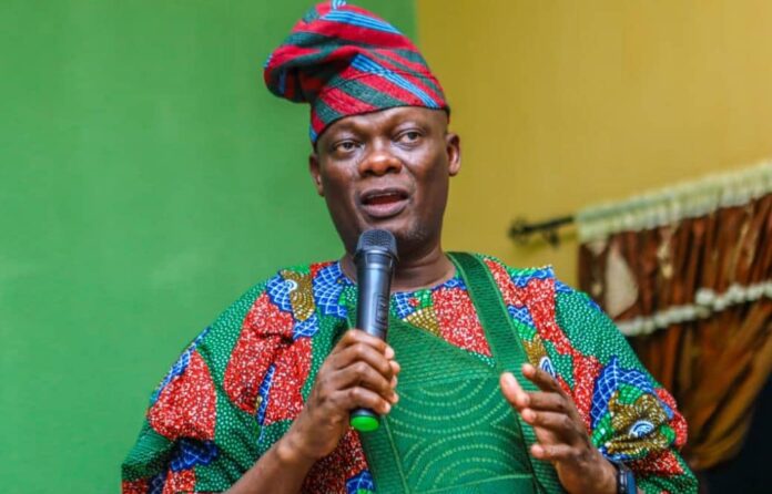 Senator-Teslim-Folarin