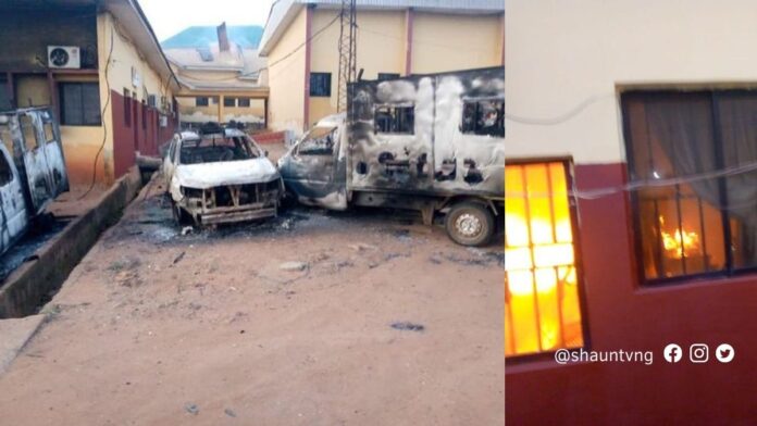 Terrorist-burn-down-LG-secretariat-Magistrate-Court-in-Anambra